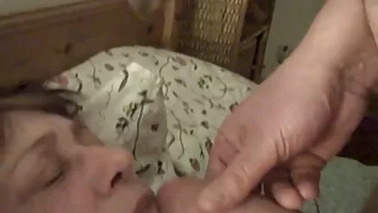 Am scos penisul din cutie și m-am masturbat. femei goale imagini