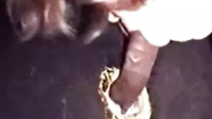 Se taie cu crustacee pentru a poze cu femei guale introduce fata