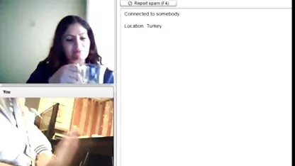 O privire grea poze femei gole cu prietenul ei în bucătărie.