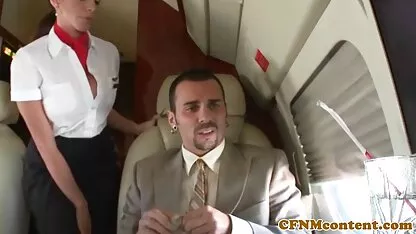 Turnare sat tipa poze goale femei activ lucrează cu gura și gaura