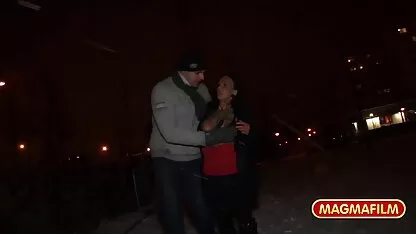 În dificultate american imagini cu fete goale studenti