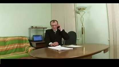 Marina și-a arătat pieptul pentru bani și a făcut crustaceele chiar în poze fete nud baie