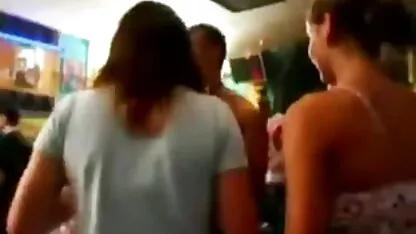 Suge în femei goalexxl bucătărie