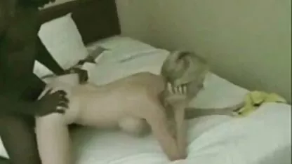 Rustic cuplu filmare propria lor casă video poze fete nud
