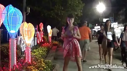 Cămășile cu lanțuri poartă o rochie poze cu fete coale de dantelă