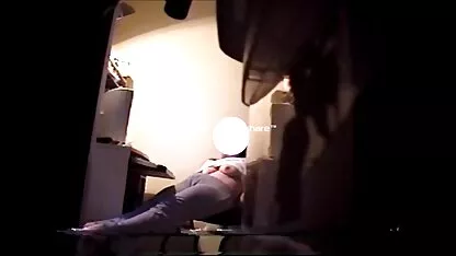 Urmăriți întrebarea în imagini cu femei nud tăcere