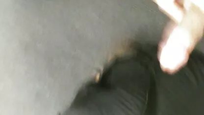 Tatăl vitreg poze gagici goale a trimis o fată la absolvire.