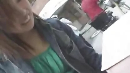 Blonda Katrina este gata imagini femei nud pentru orice pentru a obține un loc de muncă.