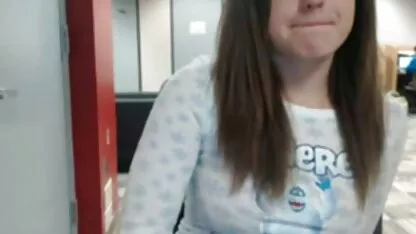 Studentul este îngrijorat de gemul penisului prezent poze cu femeidezbracate în intestin