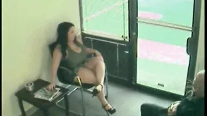 Jop cu Tate Mari poze cu femei frumoase goale