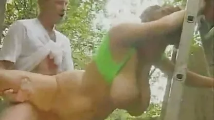 Adolescenti lesbiene seduce poze fete g cățea bătrână