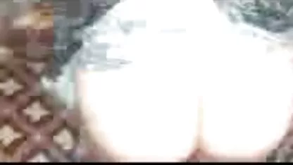 Demonstrează poze femei mature goale frumusețea și harul corpului retro.